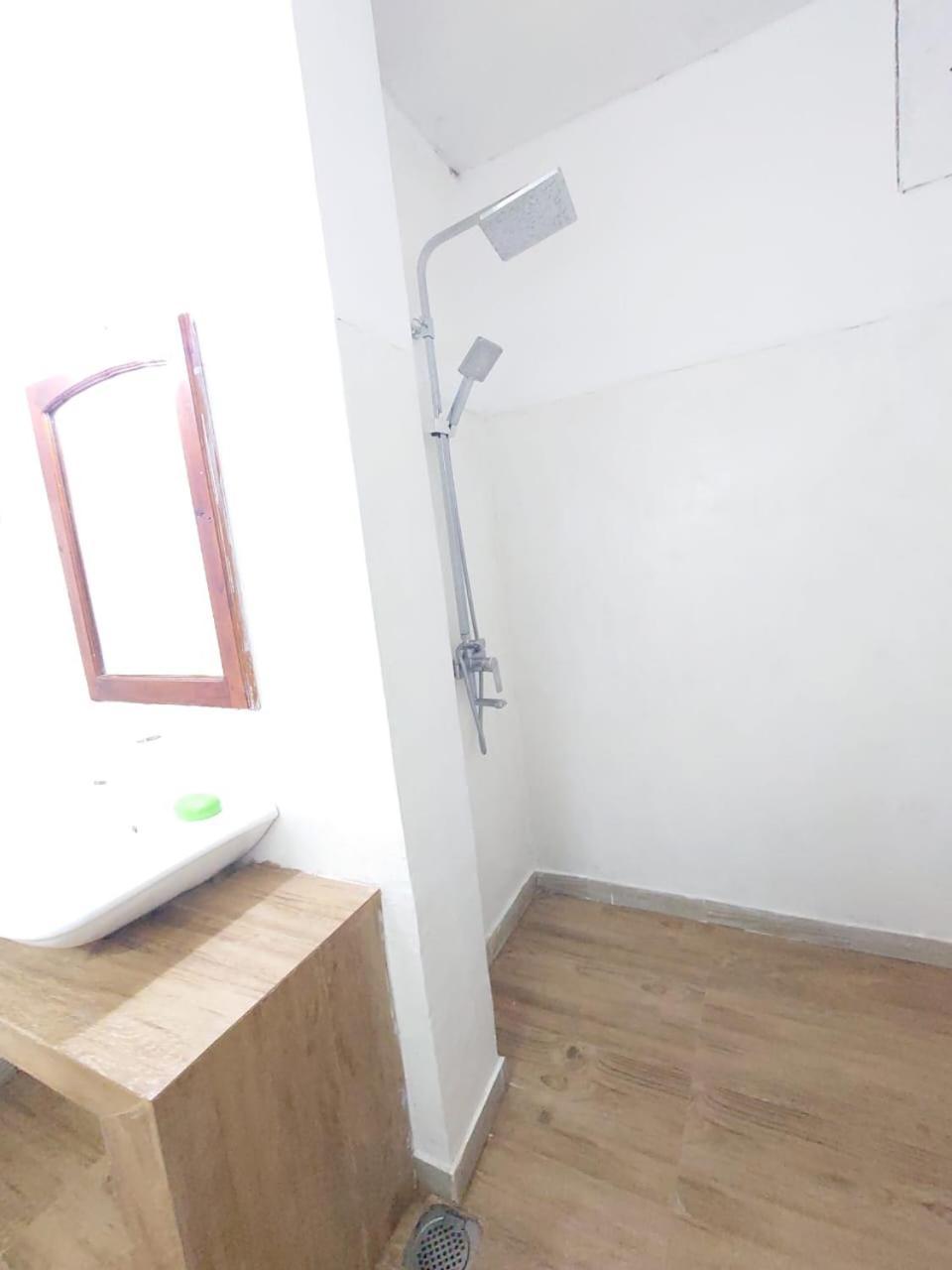Windy Nest Apartment Ella Exterior photo